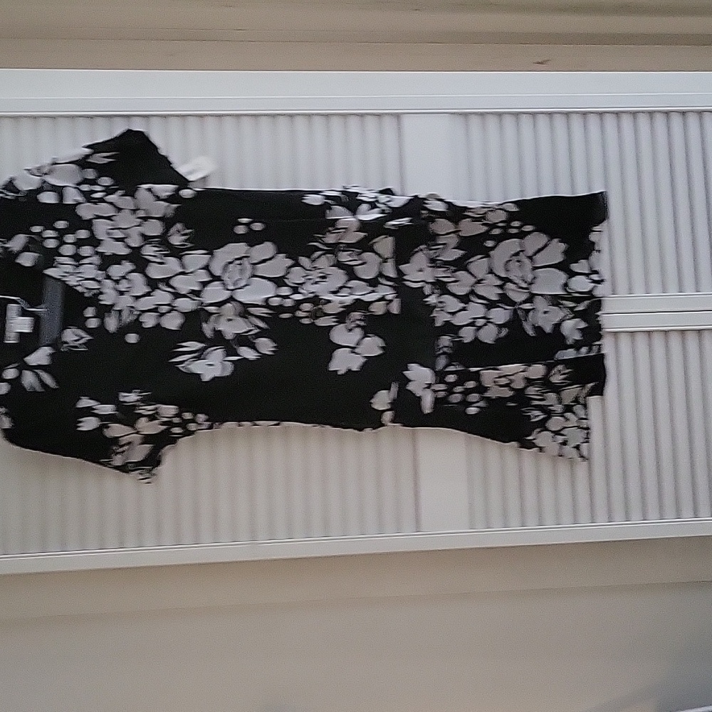 Skirt set Drapers@Damons